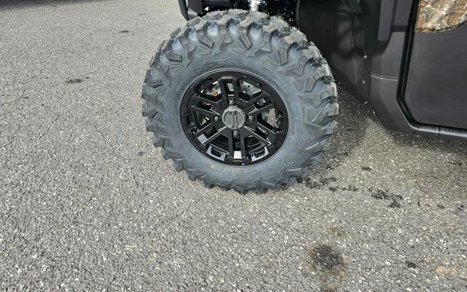 2026 Can-Am Defender MAX Limited HD11