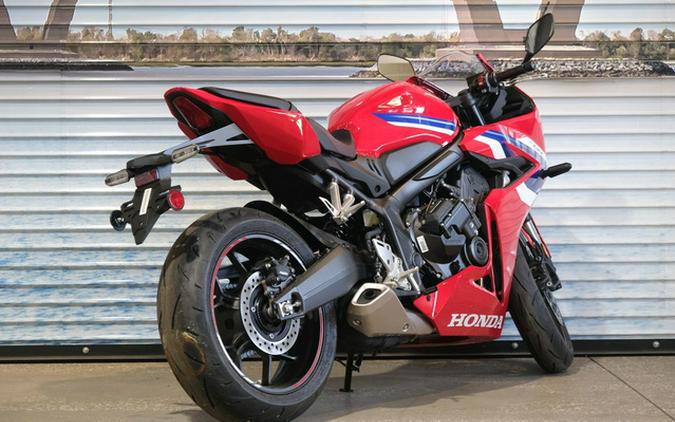 2026 Honda CBR650R E-Clutch