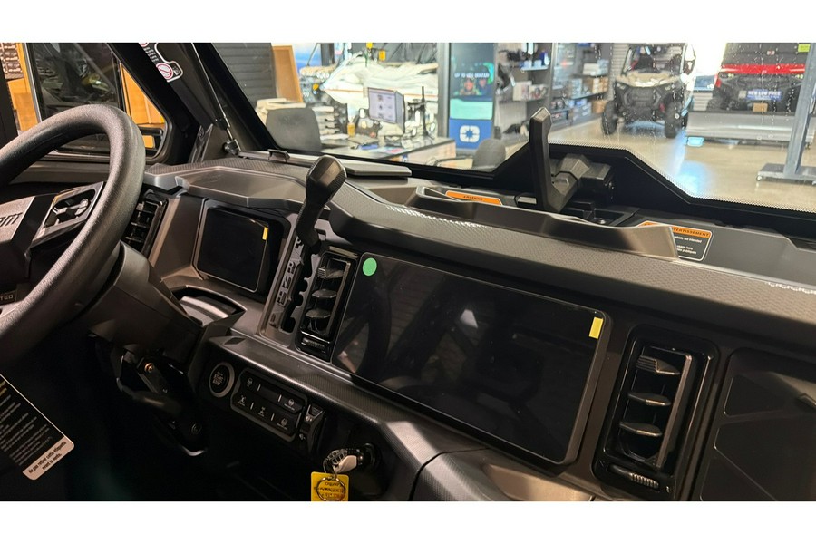 2027 DEFXU LTD HD11 (7PVE) - Can-Am