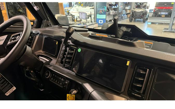 2027 DEFXU LTD HD11 (7PVE) - Can-Am