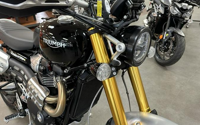 2023 Triumph Scrambler 1200 XE Sapphire Black