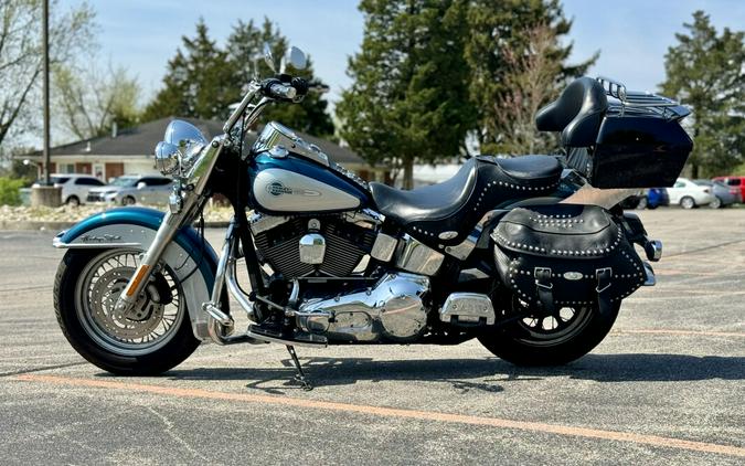 2004 Harley-Davidson Heritage Softail® Classic Two-Tone Luxury Teal and Brilliant Silver