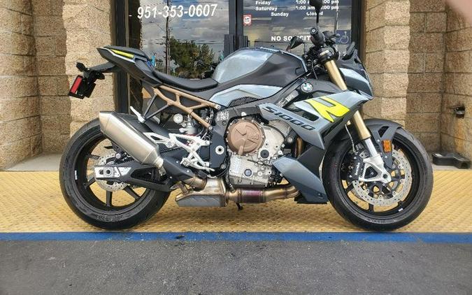 New 2024 BMW S 1000 R