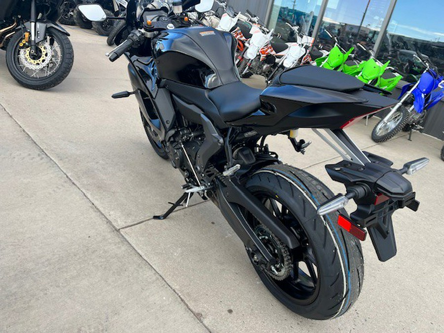 2025 Yamaha YZF-R7