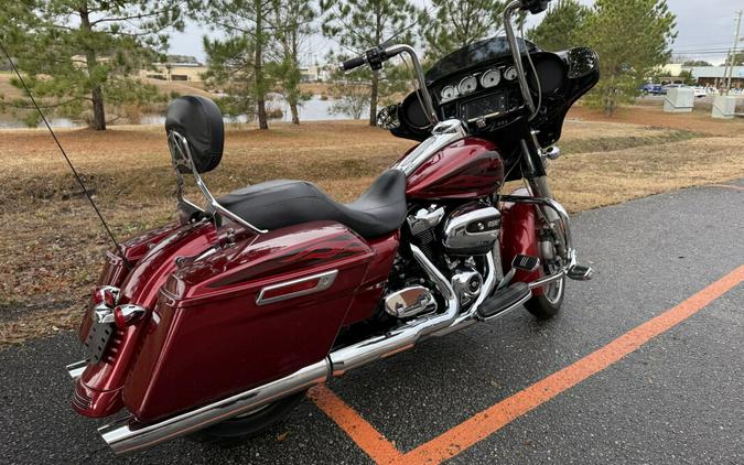 2017 Harley-Davidson® FLHXS Street Glide® Special