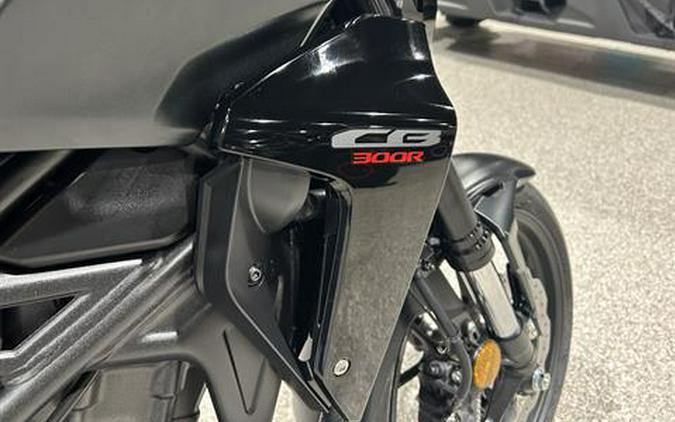 2025 Honda CB300R ABS
