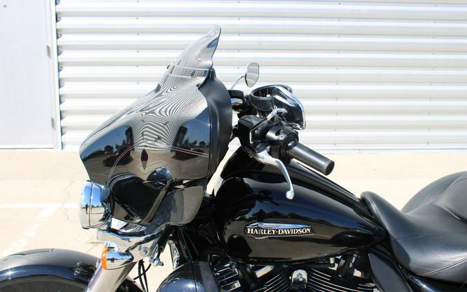 2019 Harley-Davidson® FLHTCUTG - Tri Glide® Ultra