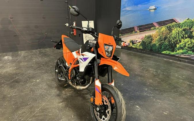 2026 KTM SMC 390 R