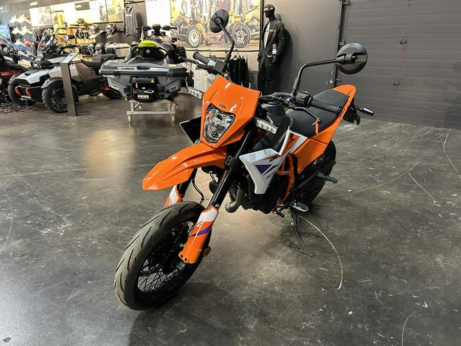 2026 KTM SMC 390 R