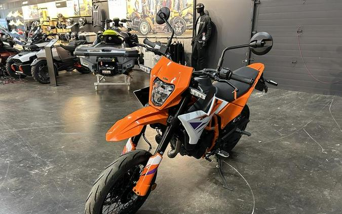 2026 KTM SMC 390 R