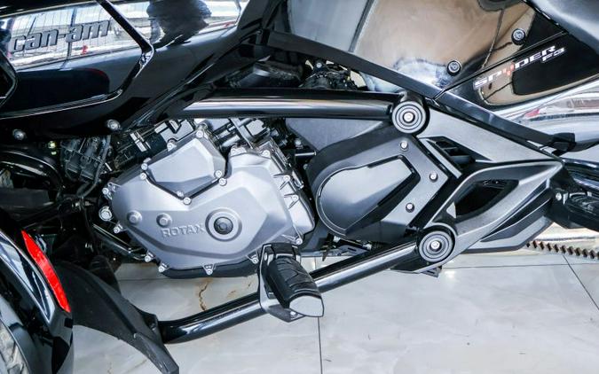 2023 Can-Am Spykder F3-S Special Series