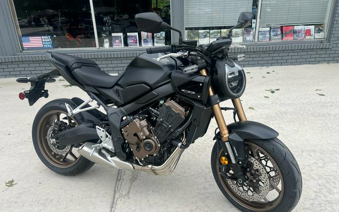 2026 Honda CB650R E-Clutch