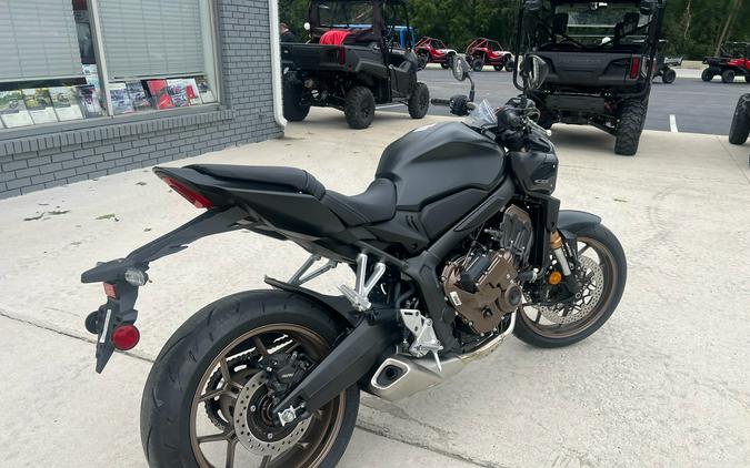 2026 Honda CB650R E-Clutch