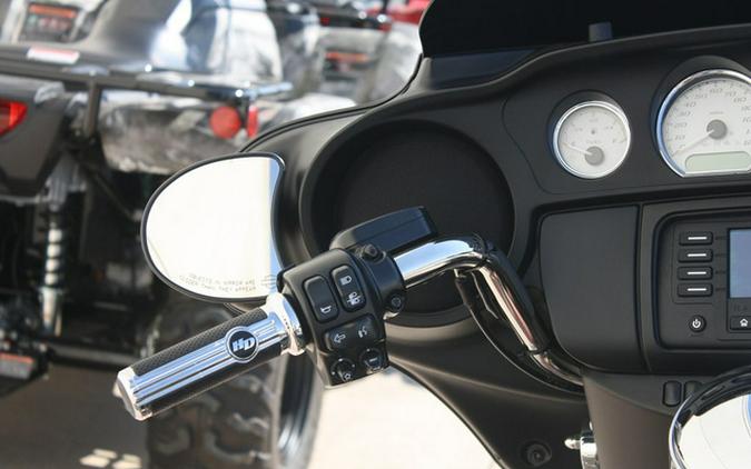 2018 Harley-Davidson Street Glide FLHX