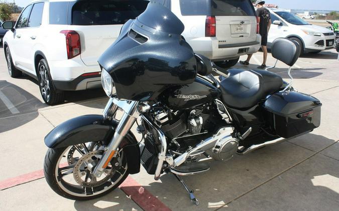2018 Harley-Davidson Street Glide FLHX