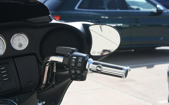 2018 Harley-Davidson Street Glide FLHX