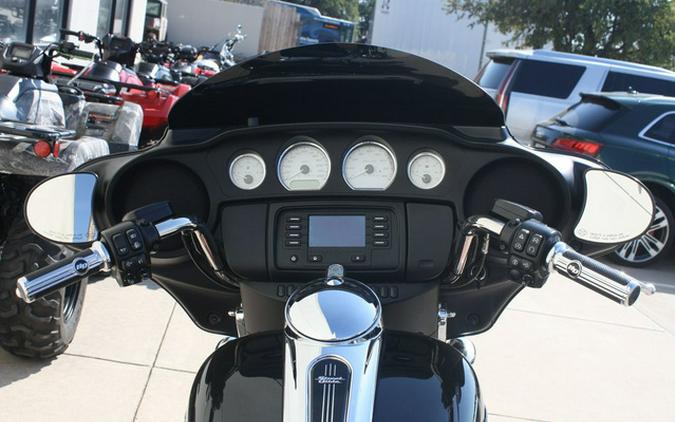 2018 Harley-Davidson Street Glide FLHX
