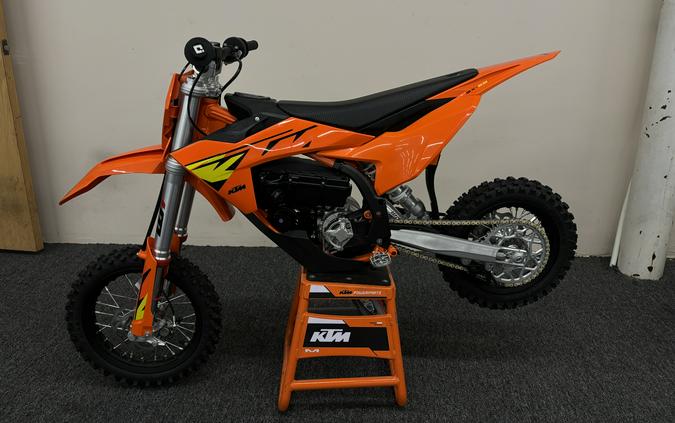 2027 KTM SX E 5