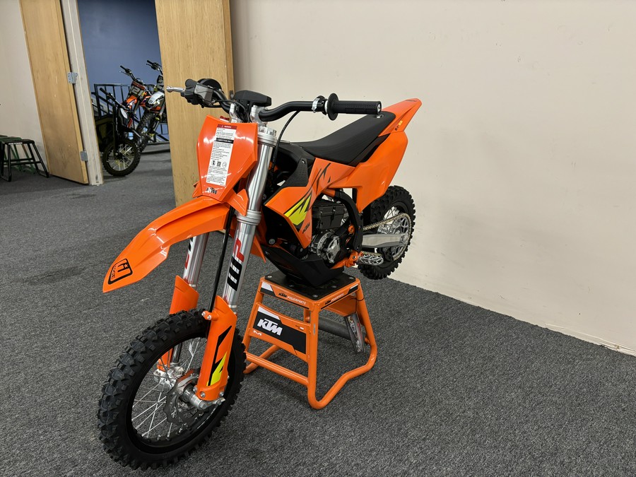 2027 KTM SX E 5