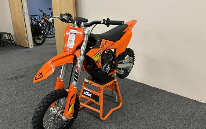 2027 KTM SX E 5