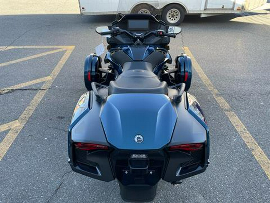 2024 Can-Am Spyder RT