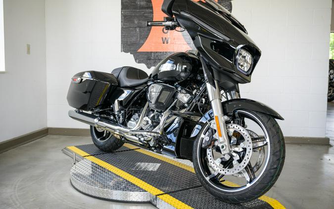 2024 Harley-Davidson Street Glide Grand American Touring FLHX