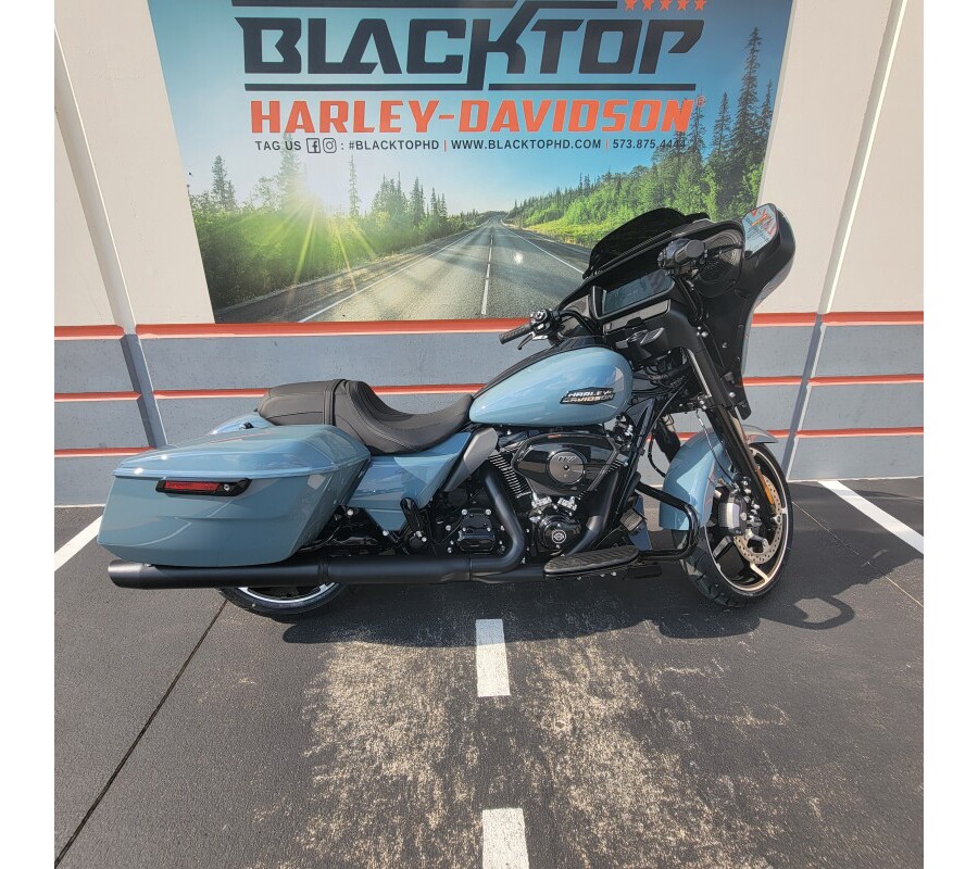 2024 Harley-Davidson Street Glide® SHARKSKIN