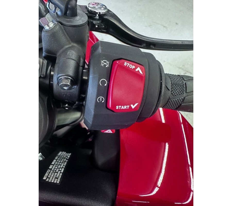 2025 Suzuki GSX-R1000R