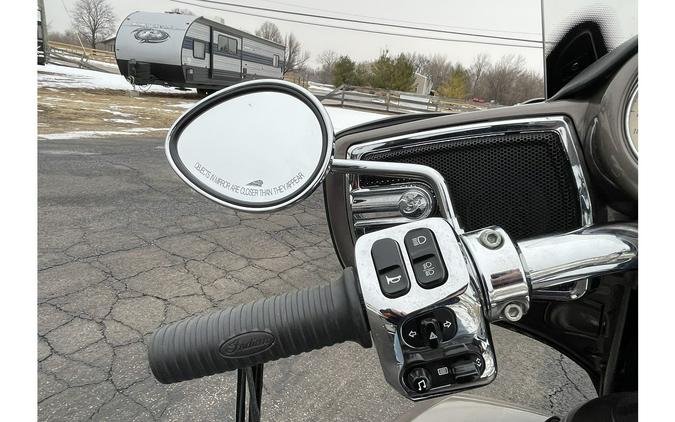 2018 ROADMASTER, BRONZE/THUNDER BLK - Indian Motorcycle