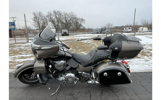 2018 ROADMASTER, BRONZE/THUNDER BLK - Indian Motorcycle