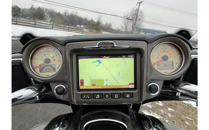 2018 ROADMASTER, BRONZE/THUNDER BLK - Indian Motorcycle