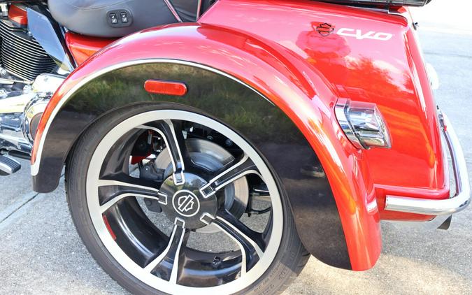 2021 Harley-Davidson CVO Tri Glide FLHTCUTGSE