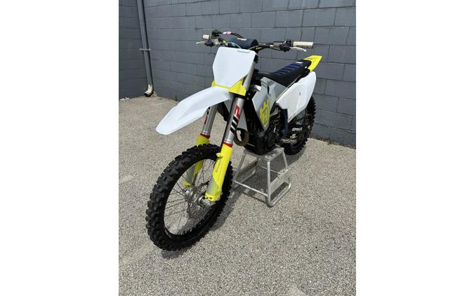 2024 FC 350 - Husqvarna Motorcycles