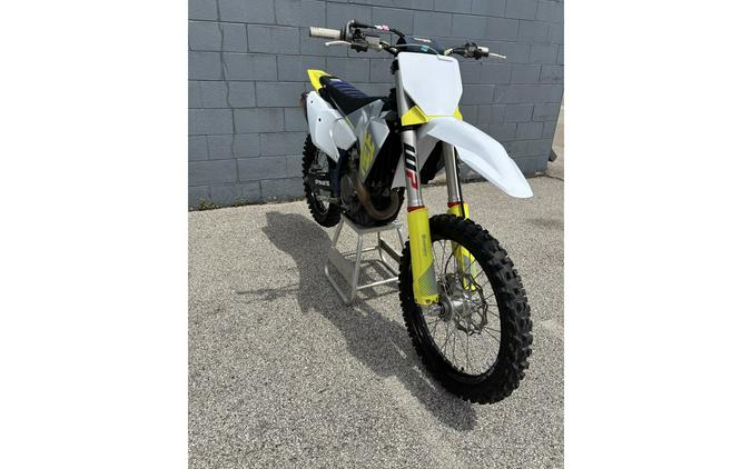 2024 FC 350 - Husqvarna Motorcycles