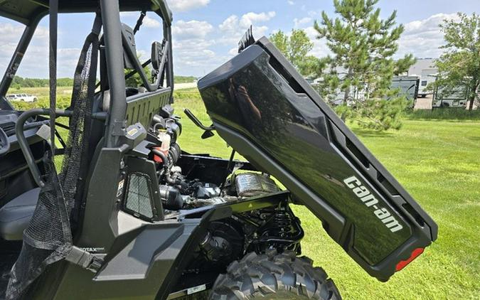 2024 Can-Am Defender XT HD10