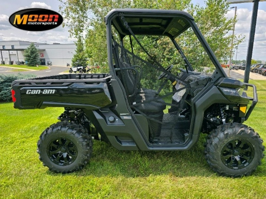 2024 Can-Am Defender XT HD10