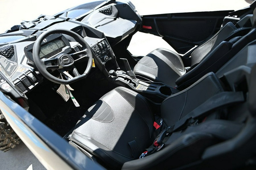 2025 Can-Am Maverick X3 X Rs Turbo RR Triple Black