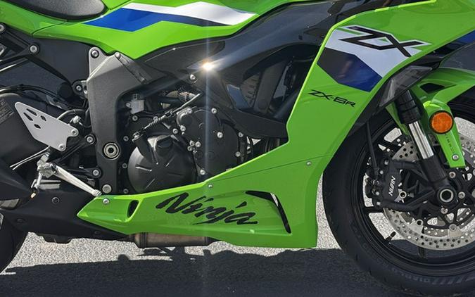 2026 Kawasaki NINJA ZX-6R ABS Carbon ABS