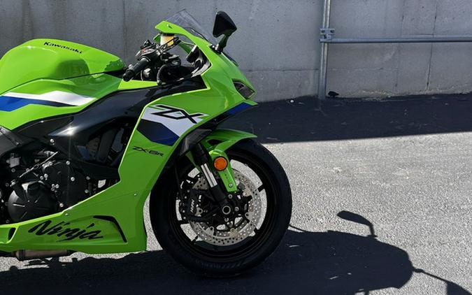 2026 Kawasaki NINJA ZX-6R ABS Carbon ABS