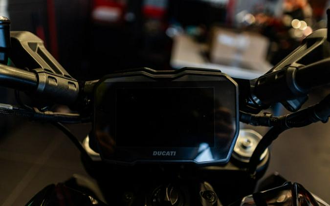 2025 Ducati Diavel V4