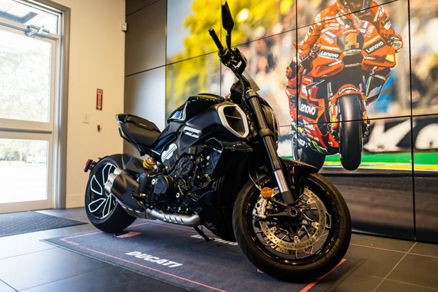 2025 Ducati Diavel V4