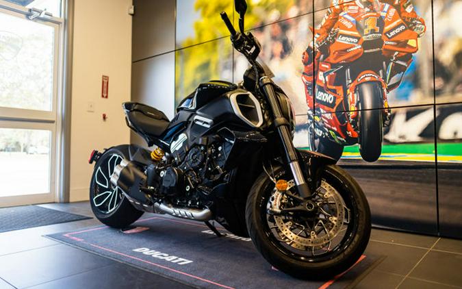 2025 Ducati Diavel V4