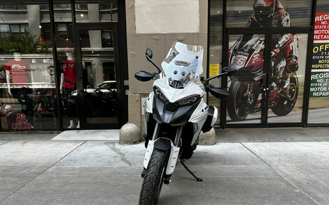 2023 Ducati Multistrada V4S Aviator Grey - Alloy Wheels