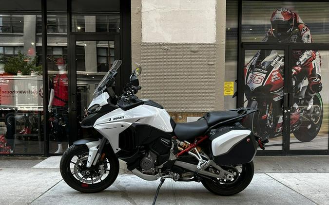 2023 Ducati Multistrada V4S Aviator Grey - Alloy Wheels