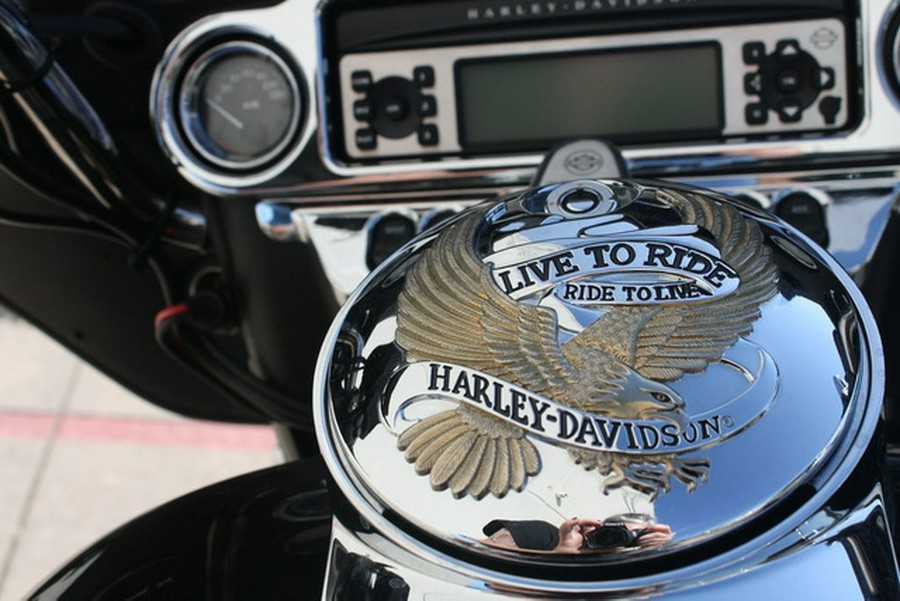 2012 Harley-Davidson FLHTC