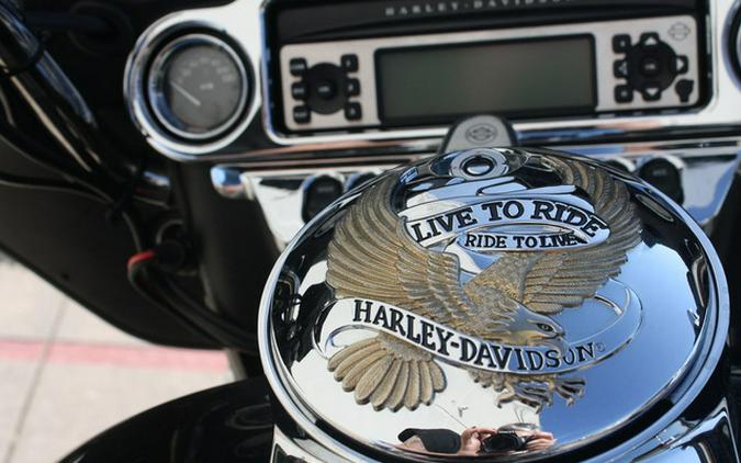 2012 Harley-Davidson FLHTC