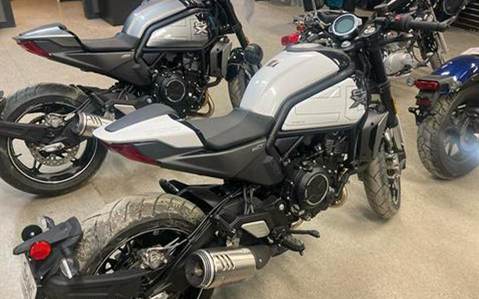 2022 CFMOTO 700CL-X Sport