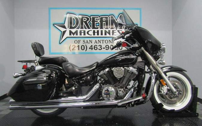 2015 Yamaha V Star® 1300 Deluxe