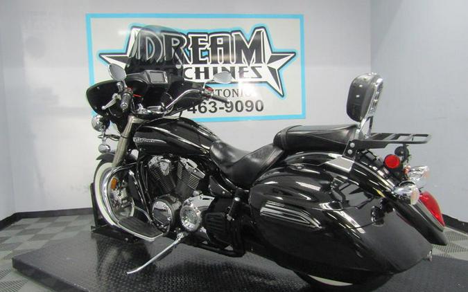 2015 Yamaha V Star® 1300 Deluxe