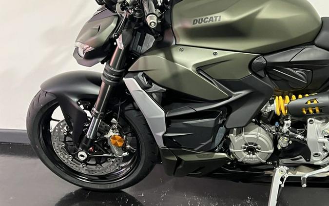 2024 Ducati Streetfighter V2 Storm Green